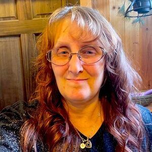 Meet your Posher, Georgette